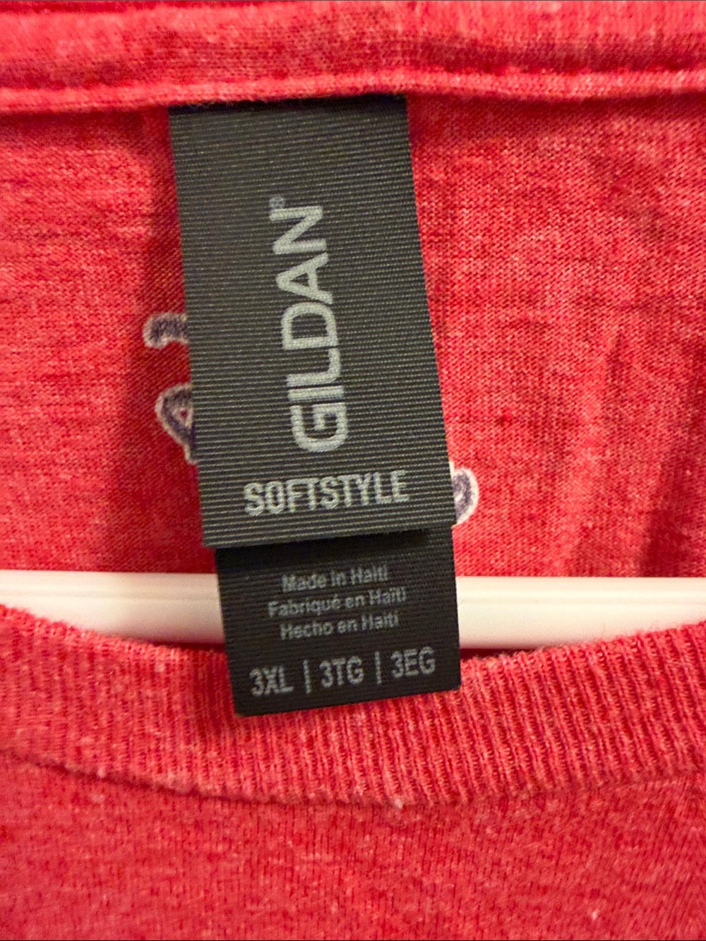 Gildan Red Softstyle Heather Tee with Subtle White Label - Picture 2 of 2